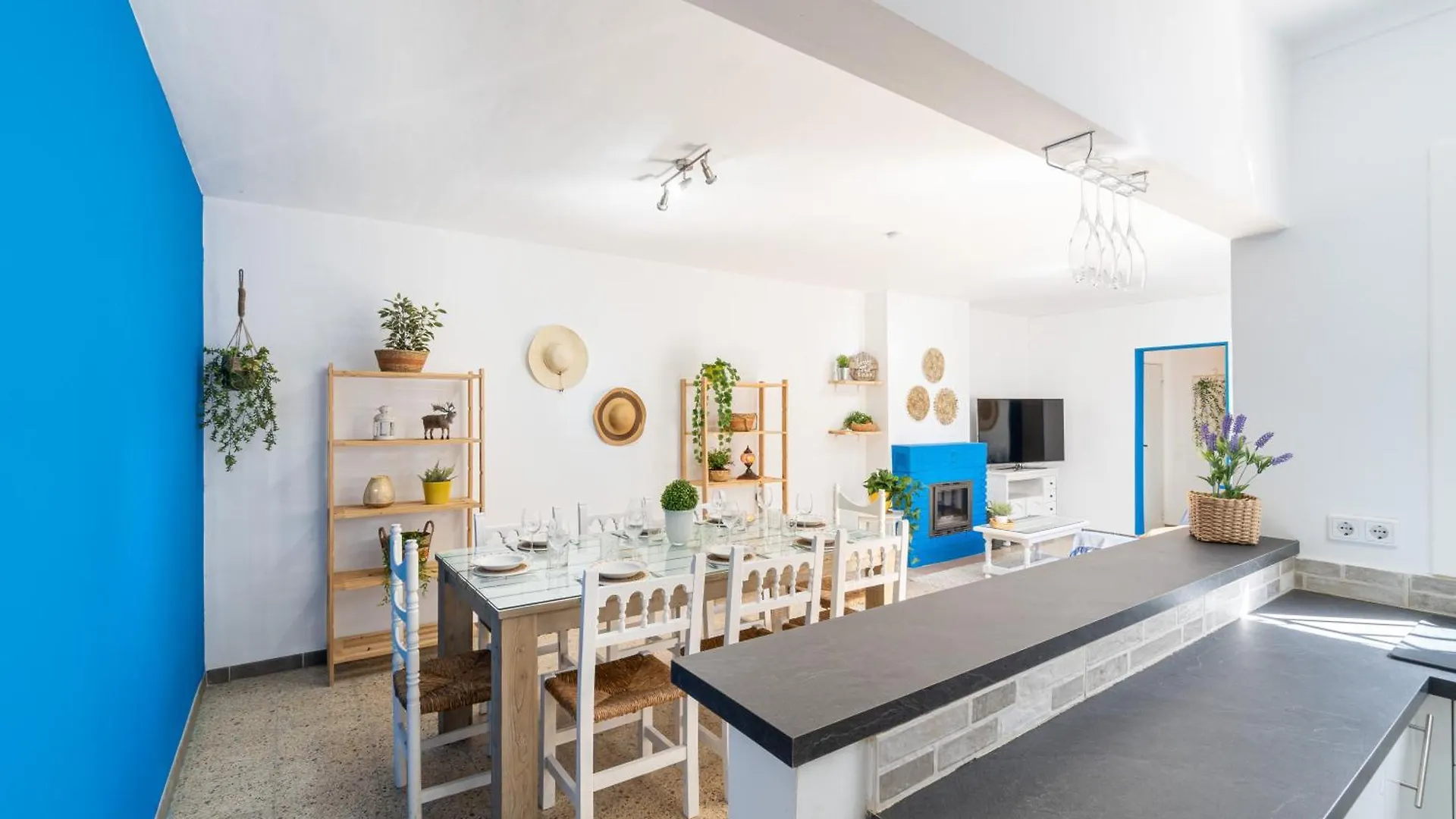 Dom wakacyjny Calma Azul - 3Br - Terrace & Beach - Ac Wifi - 8 Guests Cambrils