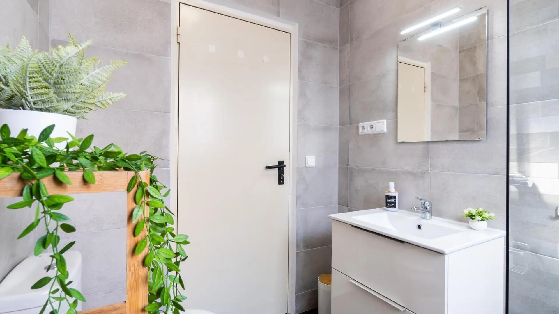 Calma Azul - 3Br - Terrace & Beach - Ac Wifi - 8 Guests Cambrils